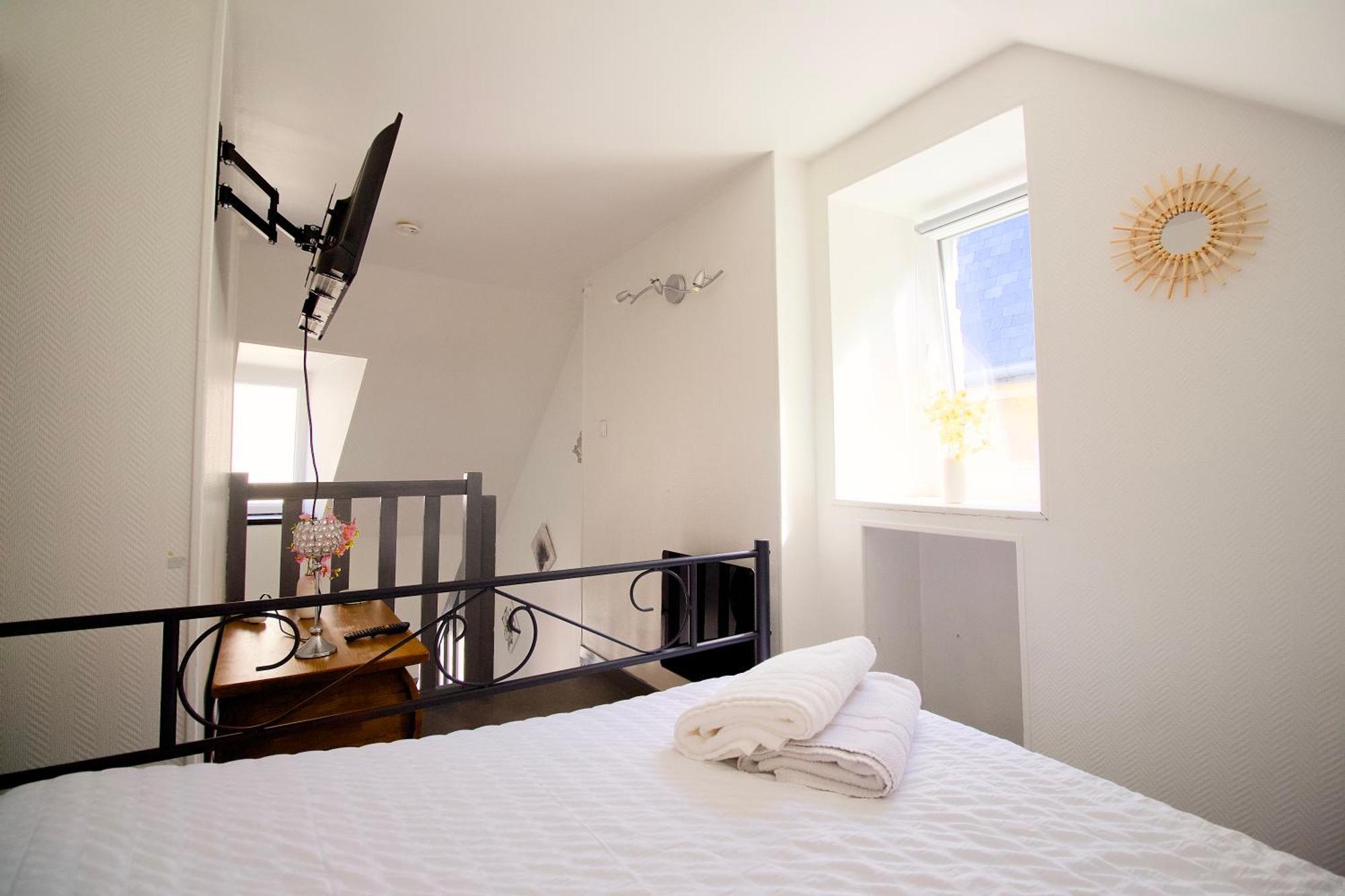Petit Duplex Lumineux, Hyper Centre A 2 Pas Du Port, Intendance Luxury Host Cherbourg-en-Cotentin Kültér fotó